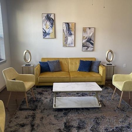 Luxe Getaway Astros Nrg Galleria Apartment Houston Exterior photo